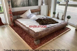 Spessart Design Tolliwa Halbe Baumstämme echt Granit 180x200 cm mit Akva Hardside.JPG